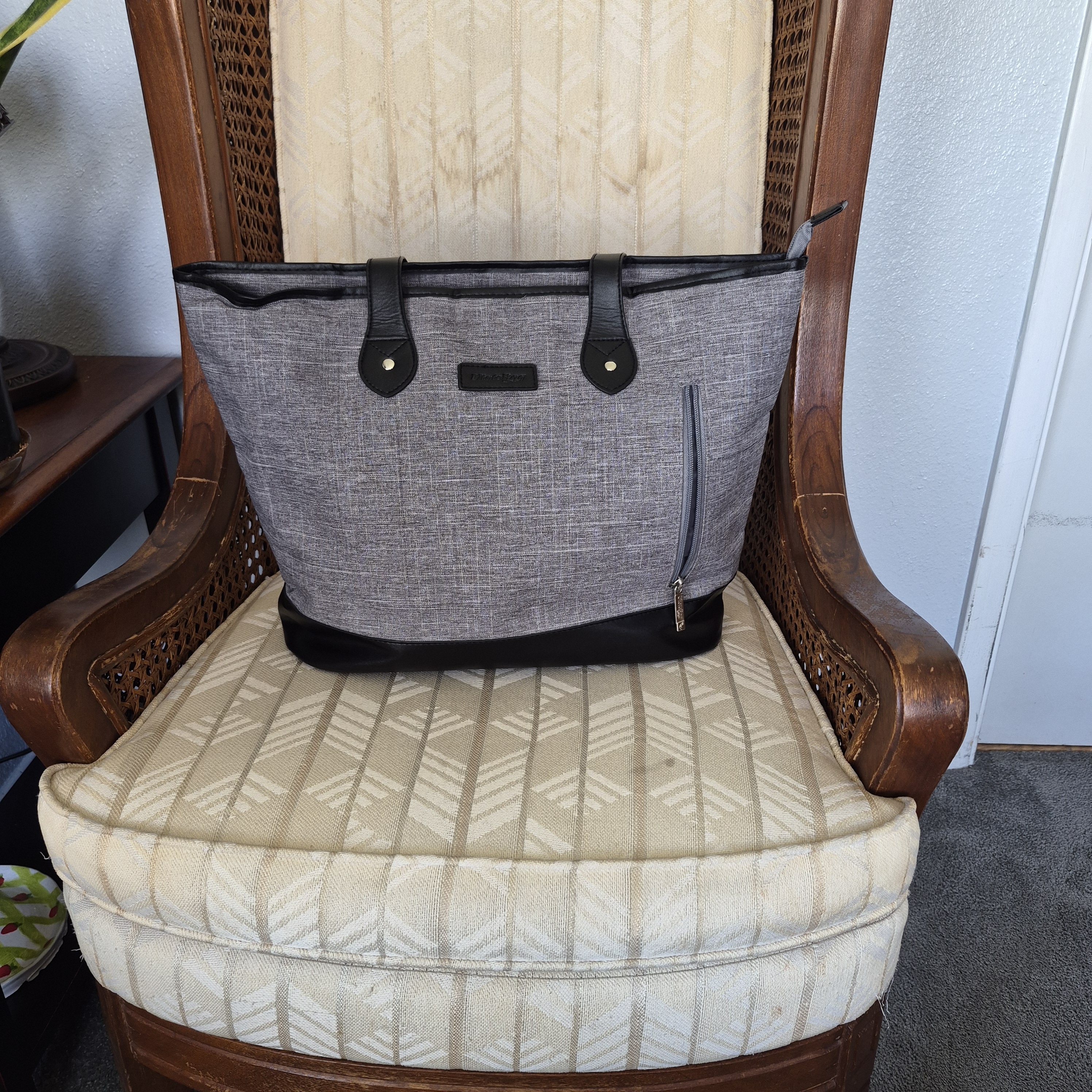 Elegant Black And Gray Bag